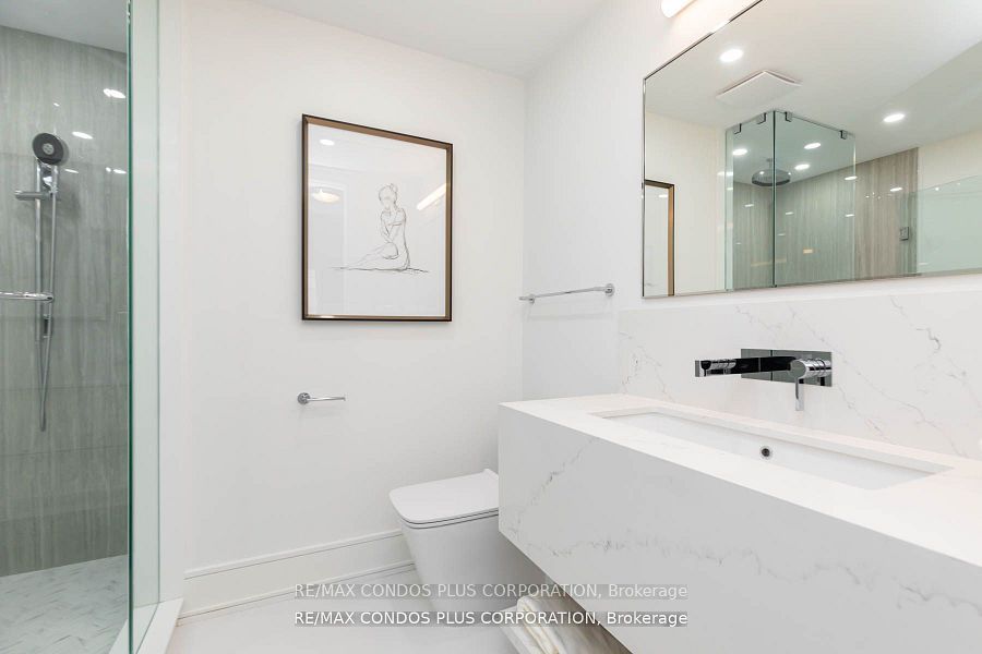 10 Bellair St, #801