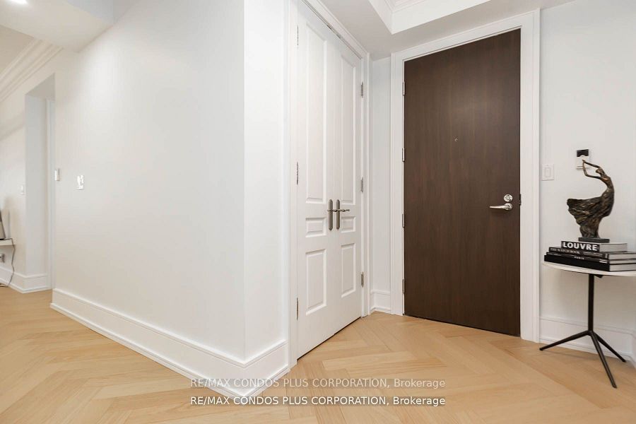 10 Bellair St, #801