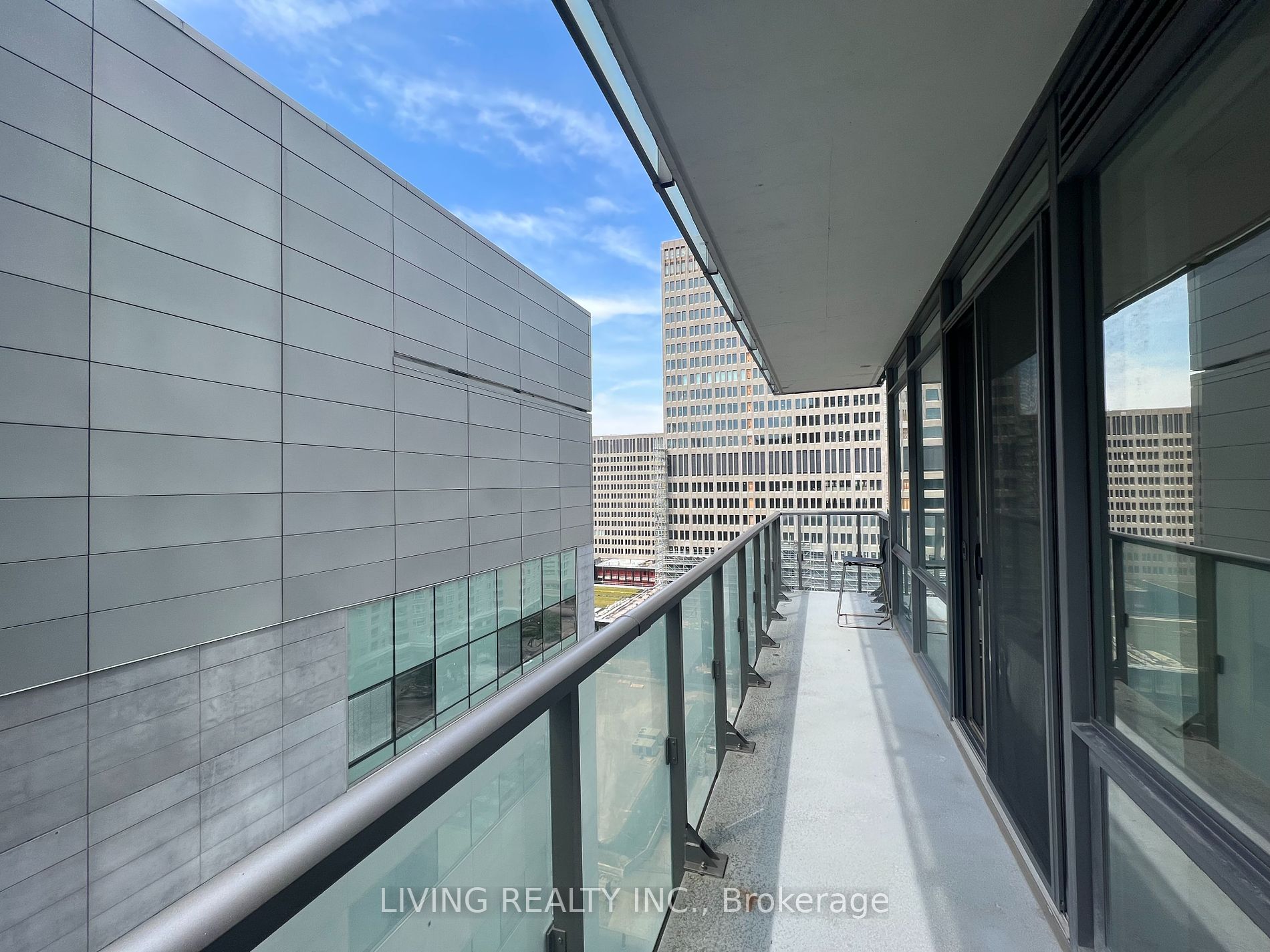 832 Bay St, #1303