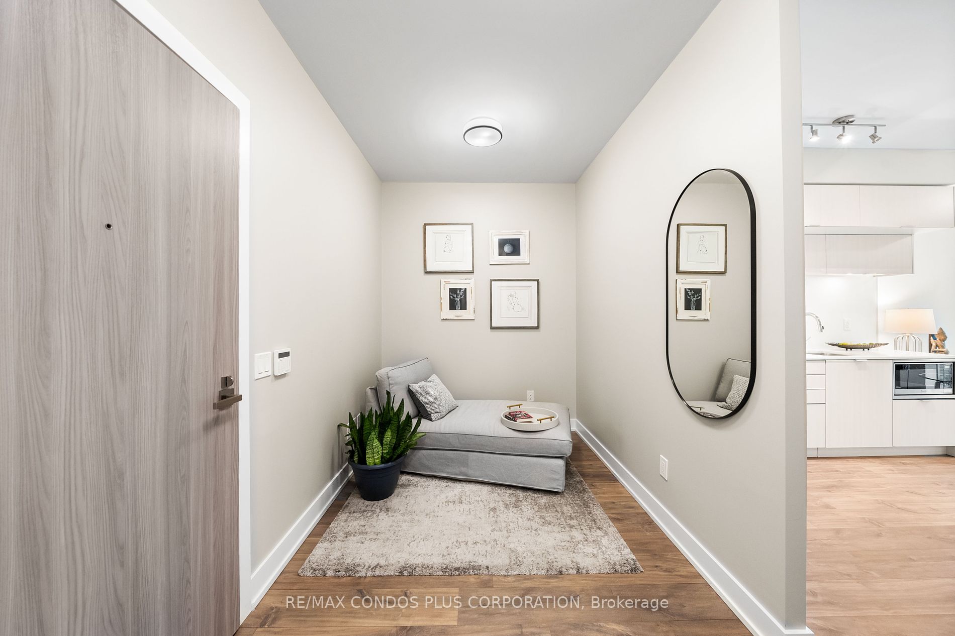 80 Vanauley Street, #511