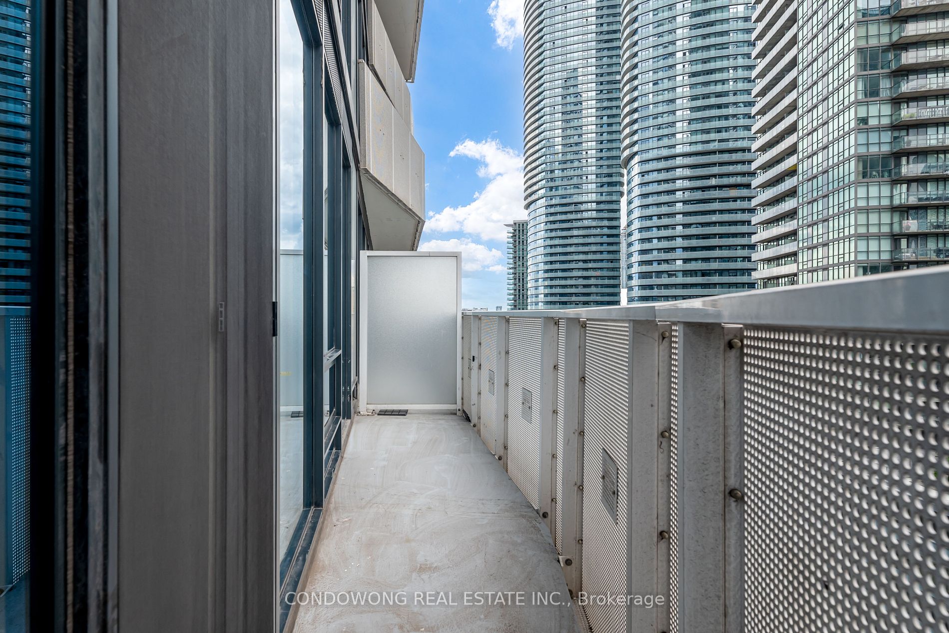 100 Harbour St, #1703