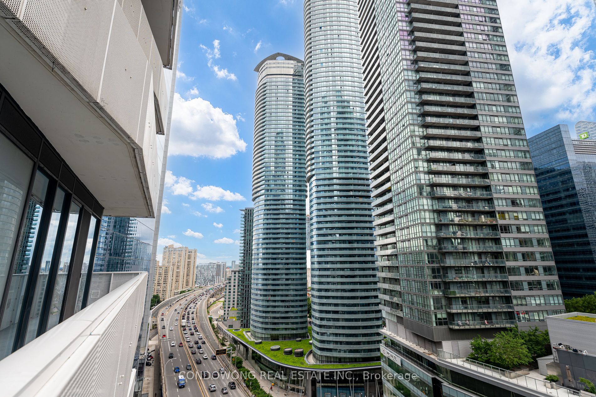 100 Harbour St, #1703