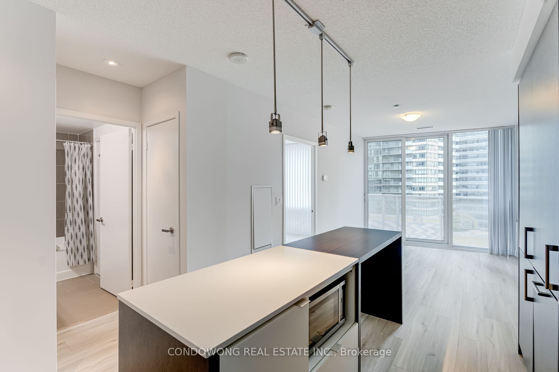 100 Harbour St, #1703