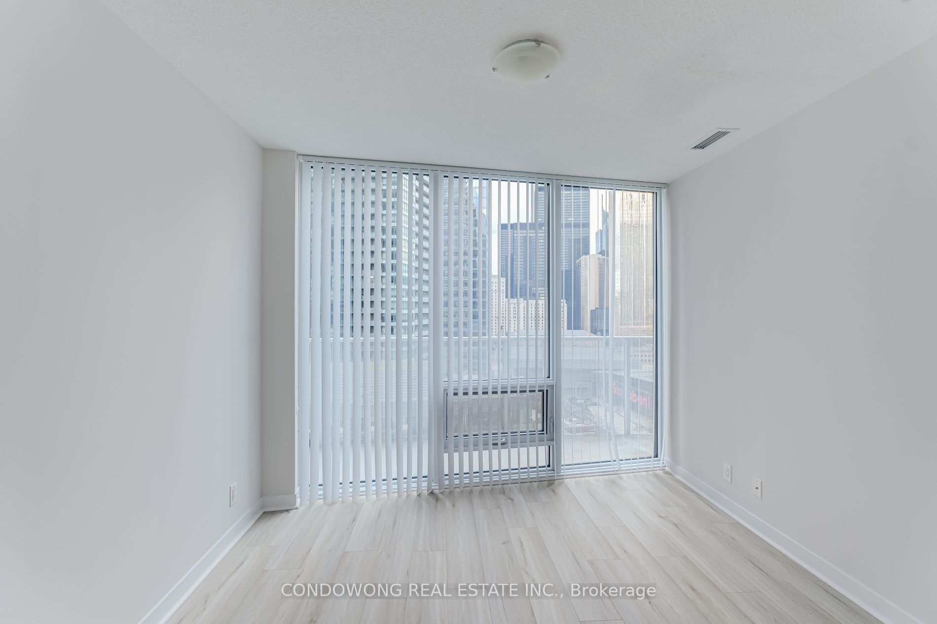100 Harbour St, #1703