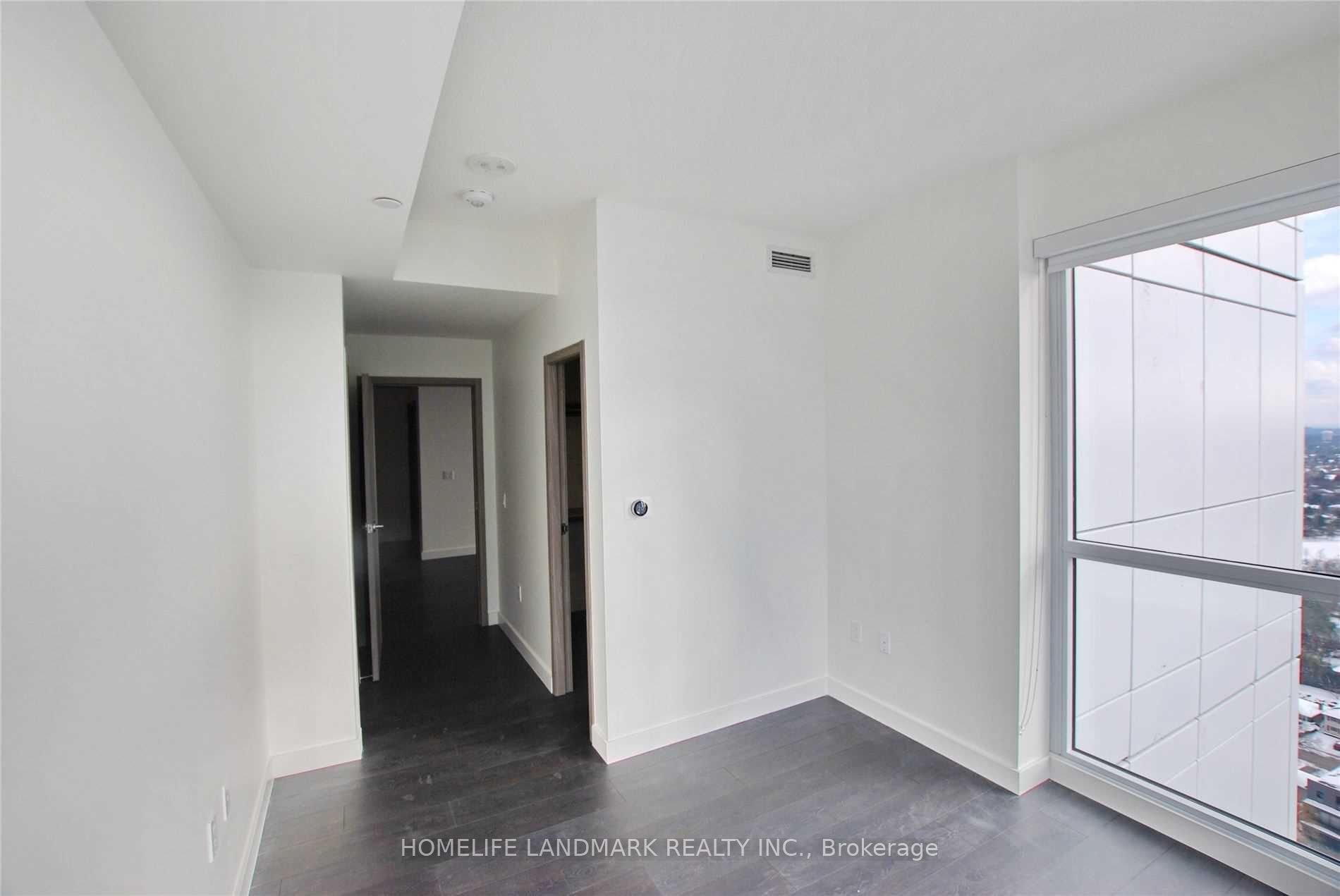 95 Mcmahon Drive #3503