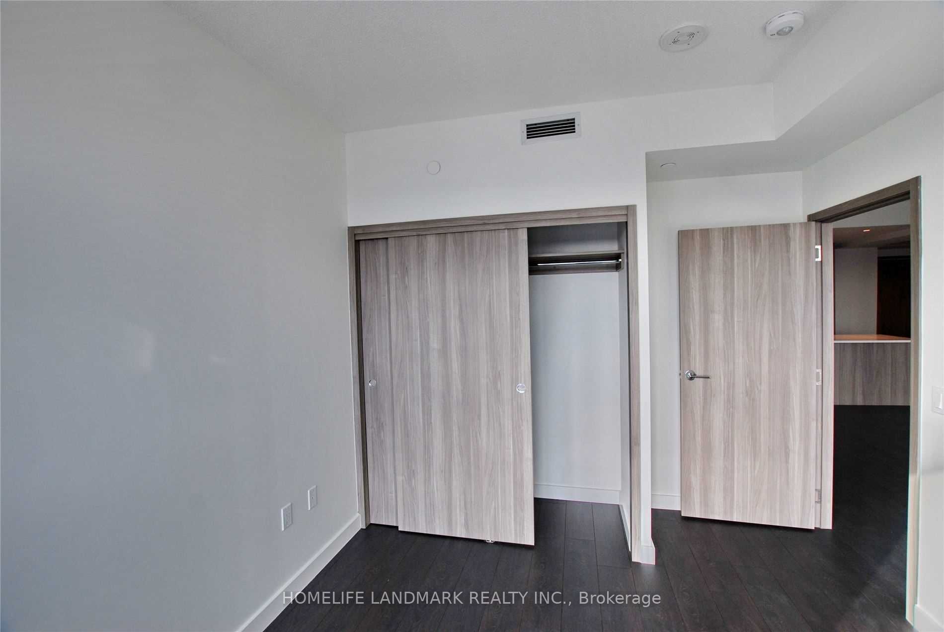 95 Mcmahon Drive #3503