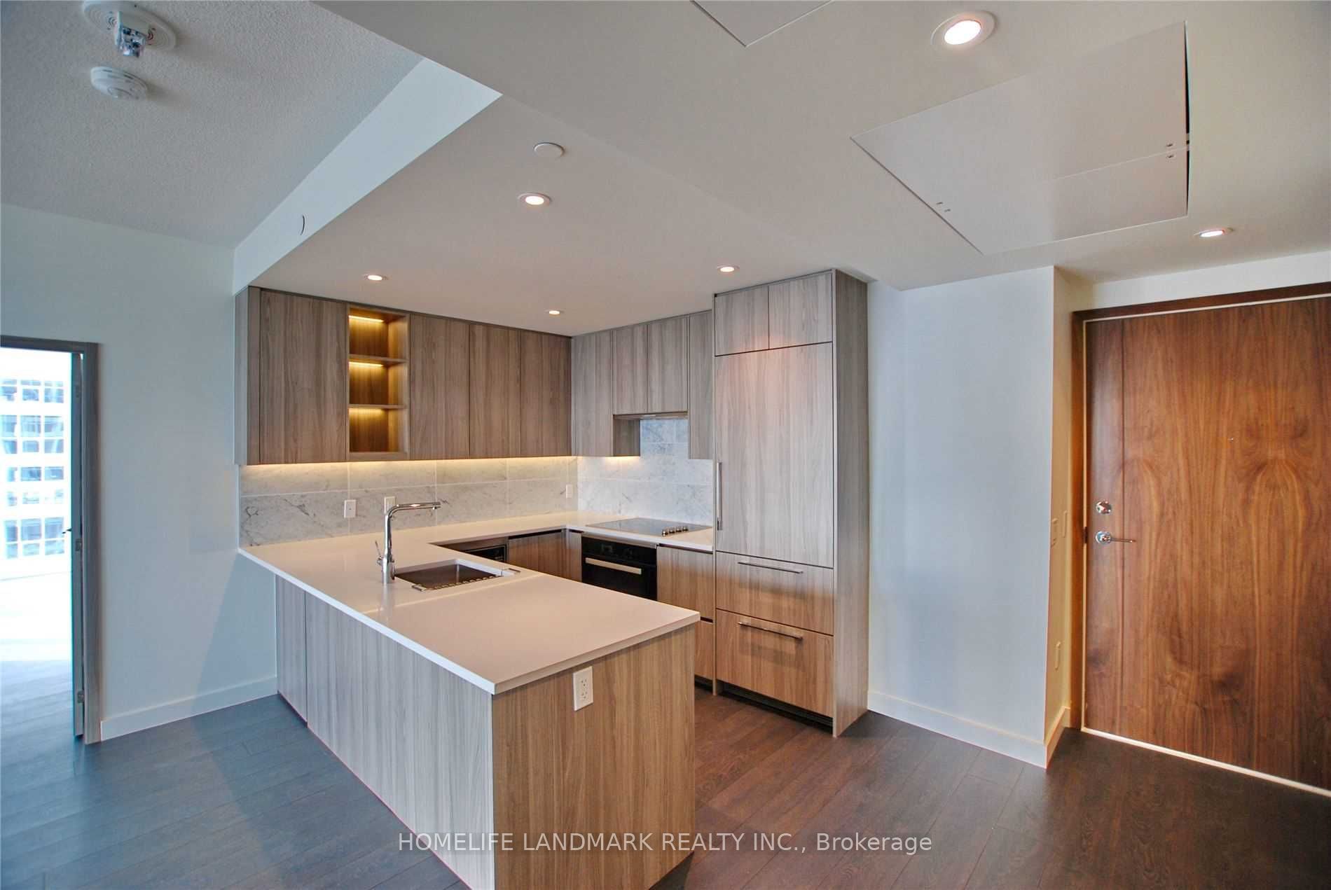 95 Mcmahon Drive #3503