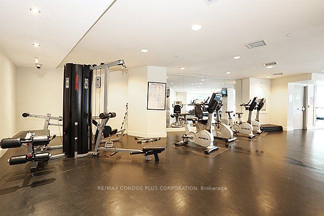 8 York St, #908