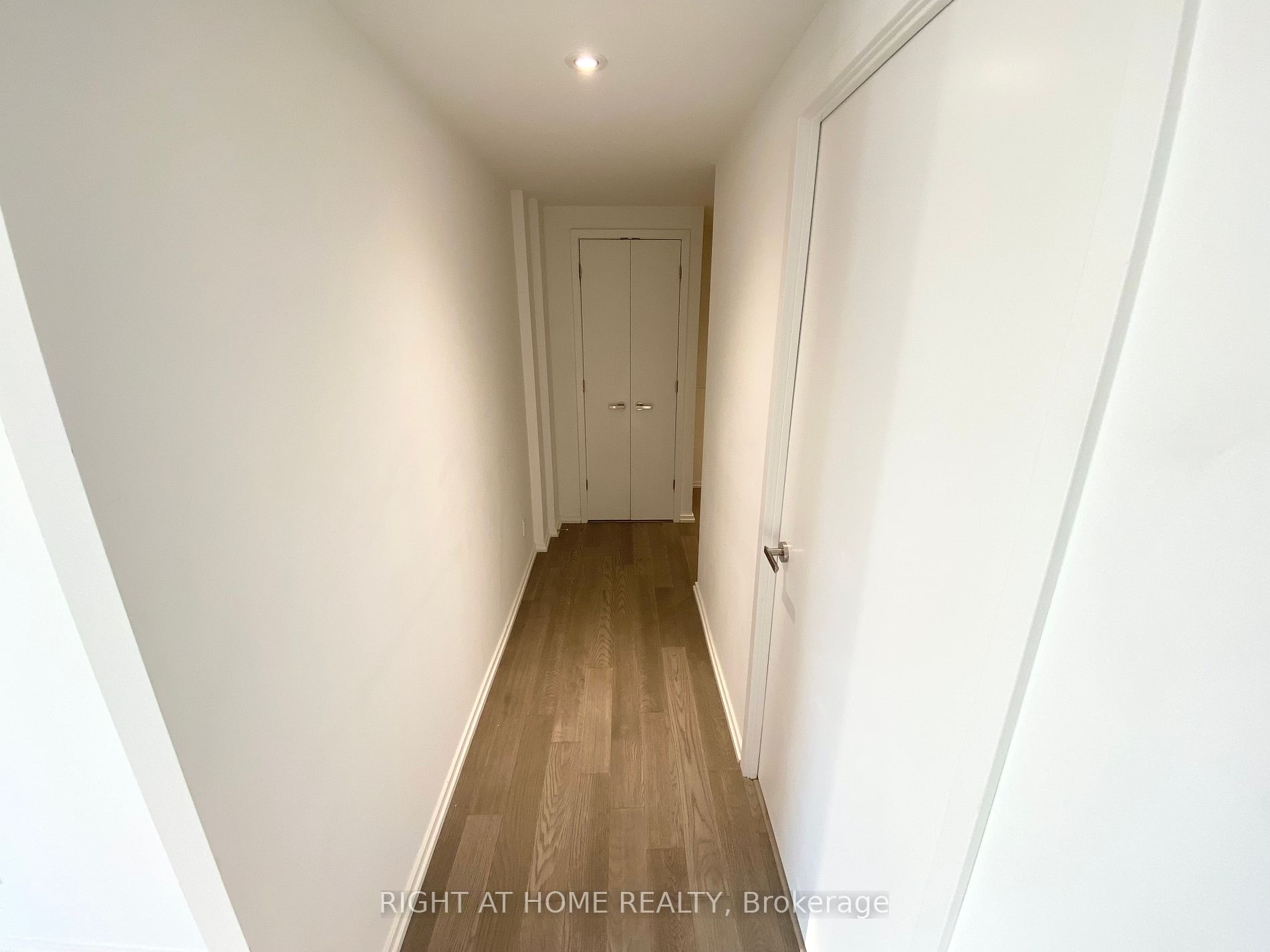 5 Soudan Ave, #2307