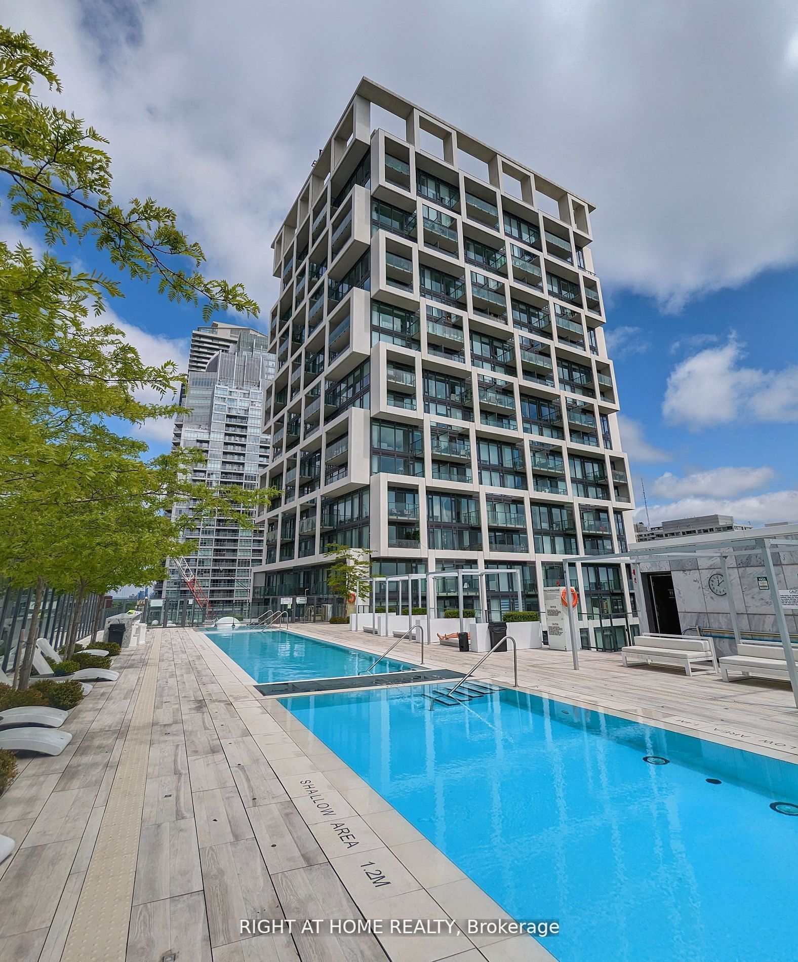 5 Soudan Ave, #2307