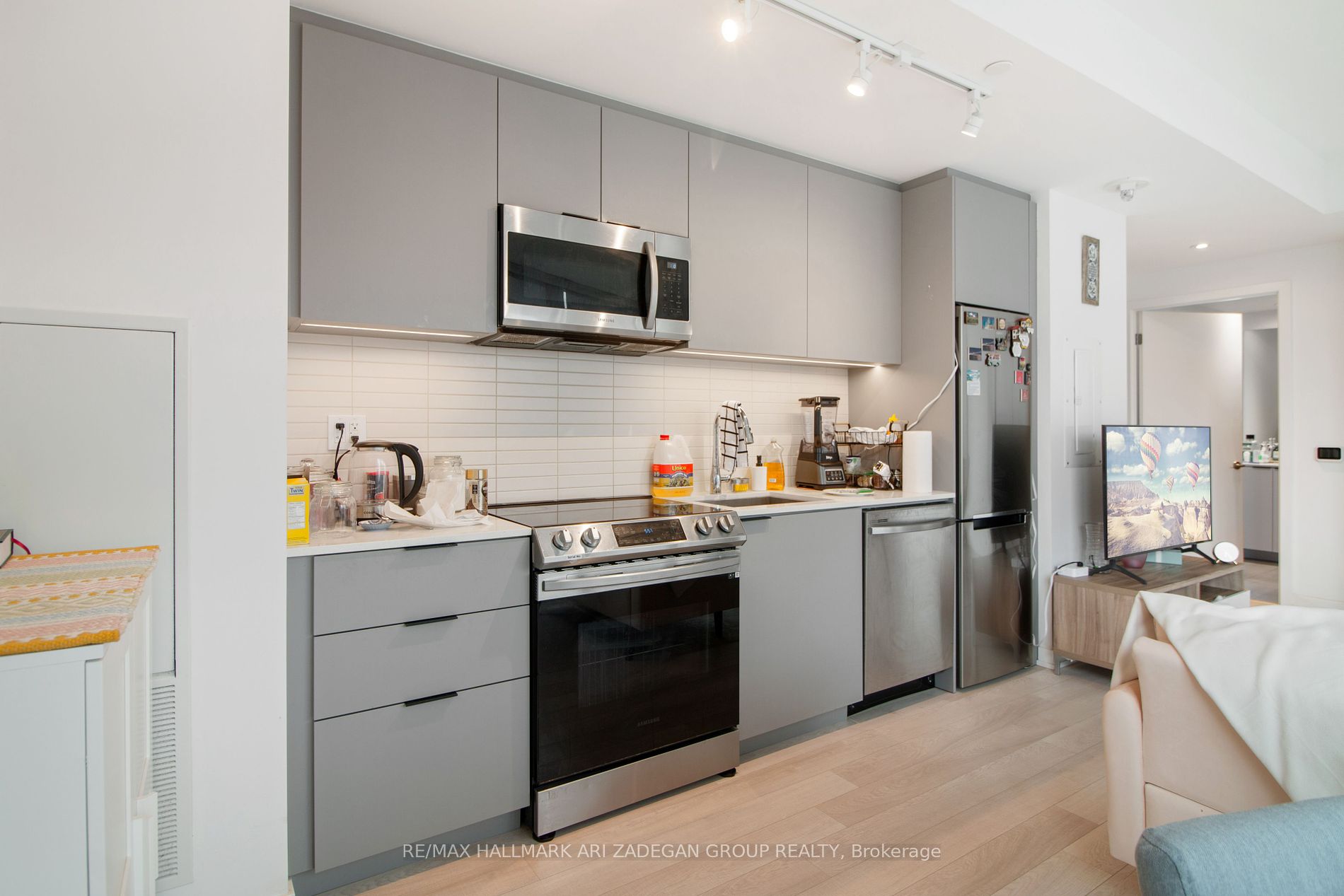 50 Power St, #1213