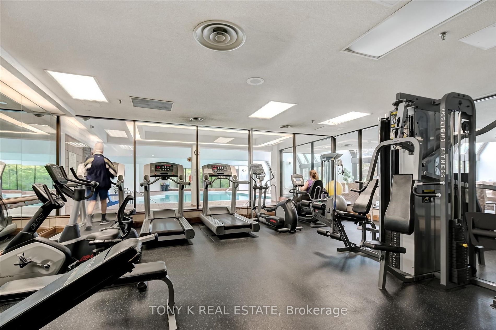 5444 Yonge St, #502A