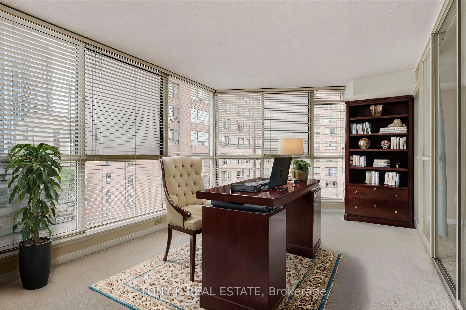 5444 Yonge St, #502A