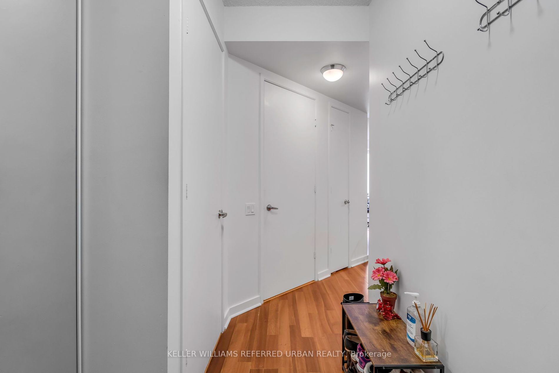 85 Bloor Street E, #1014