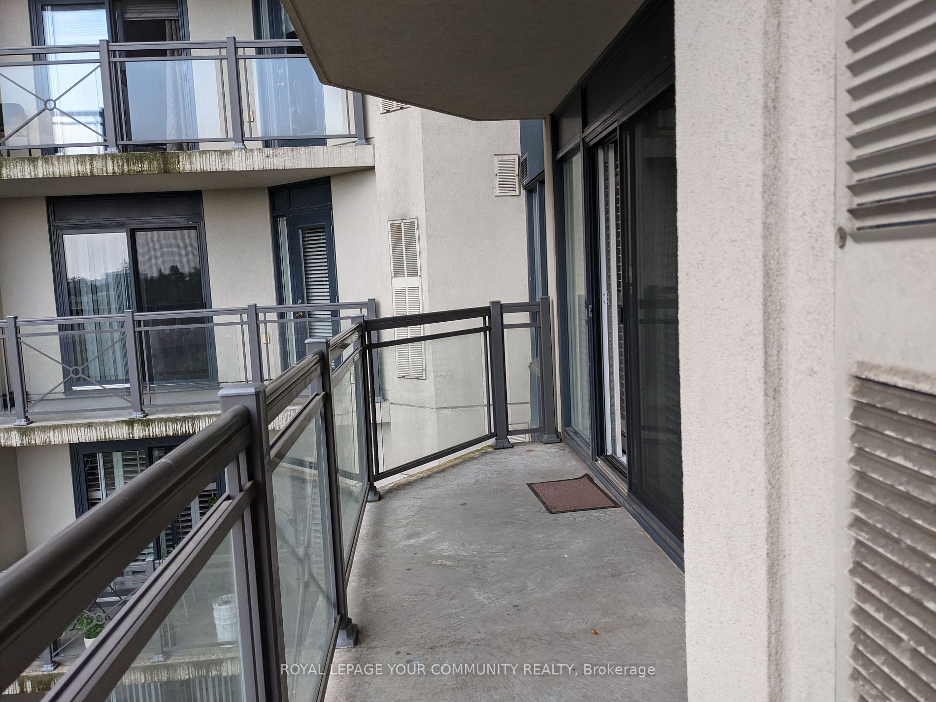 872 Sheppard Avenue W #416