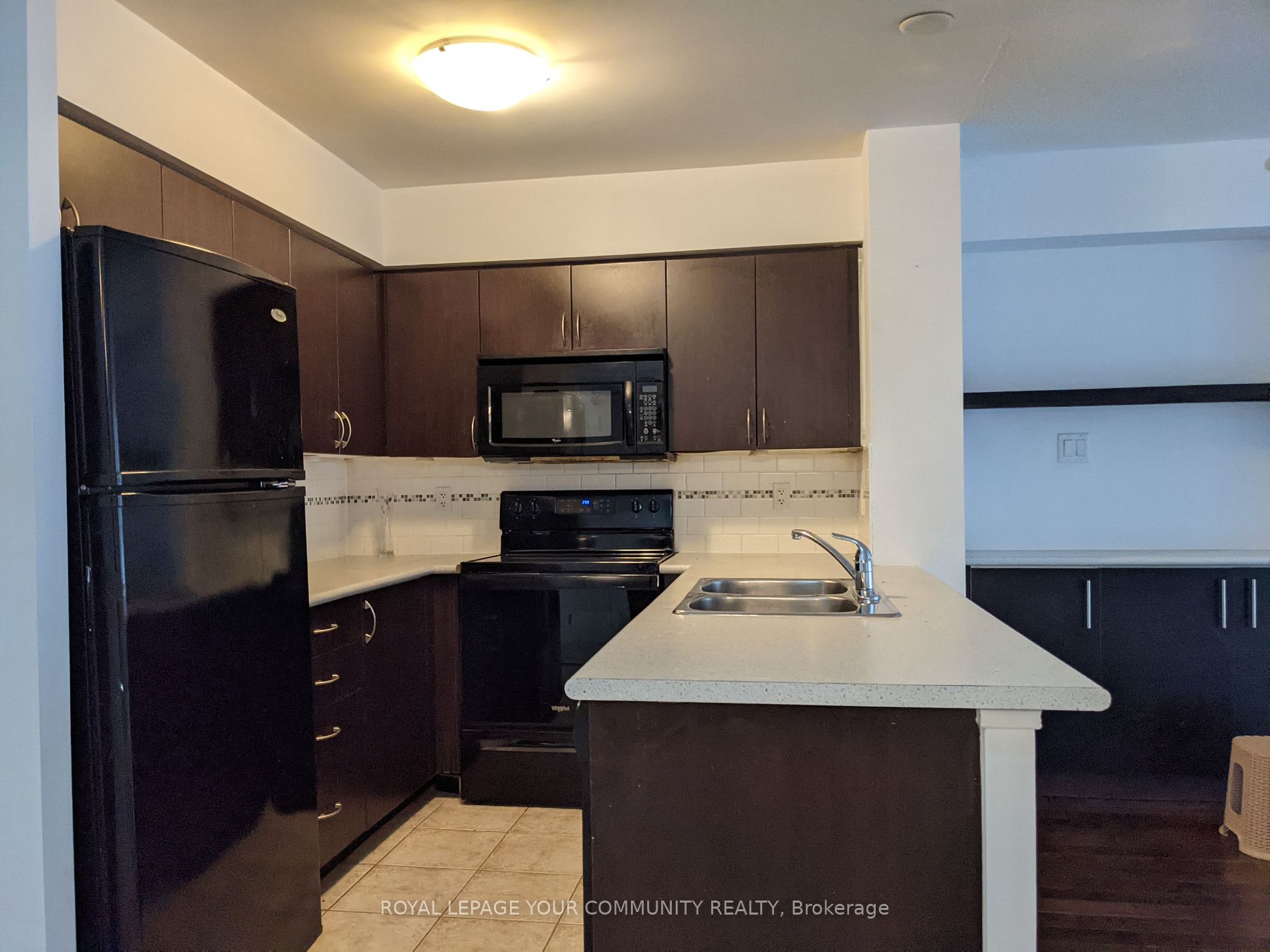 872 Sheppard Avenue W #416