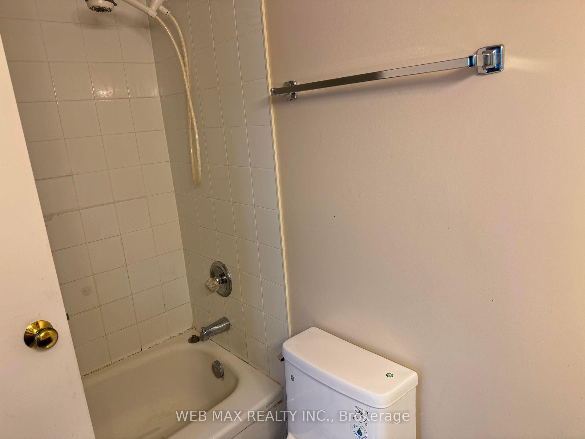 5765 YONGE Street, #610