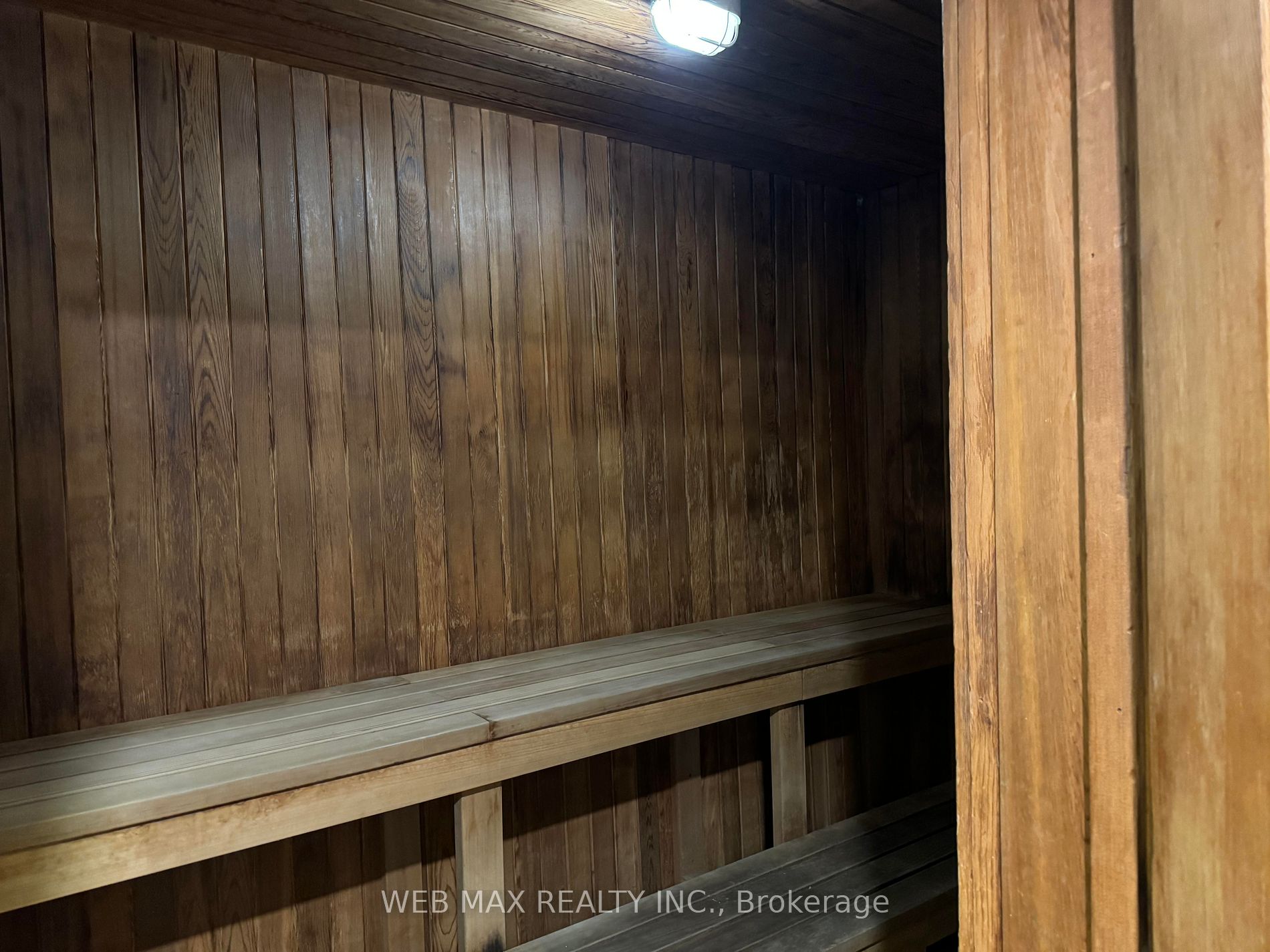 5765 YONGE Street, #610