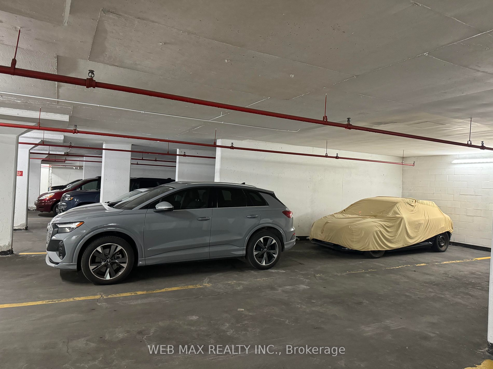 5765 YONGE Street, #610