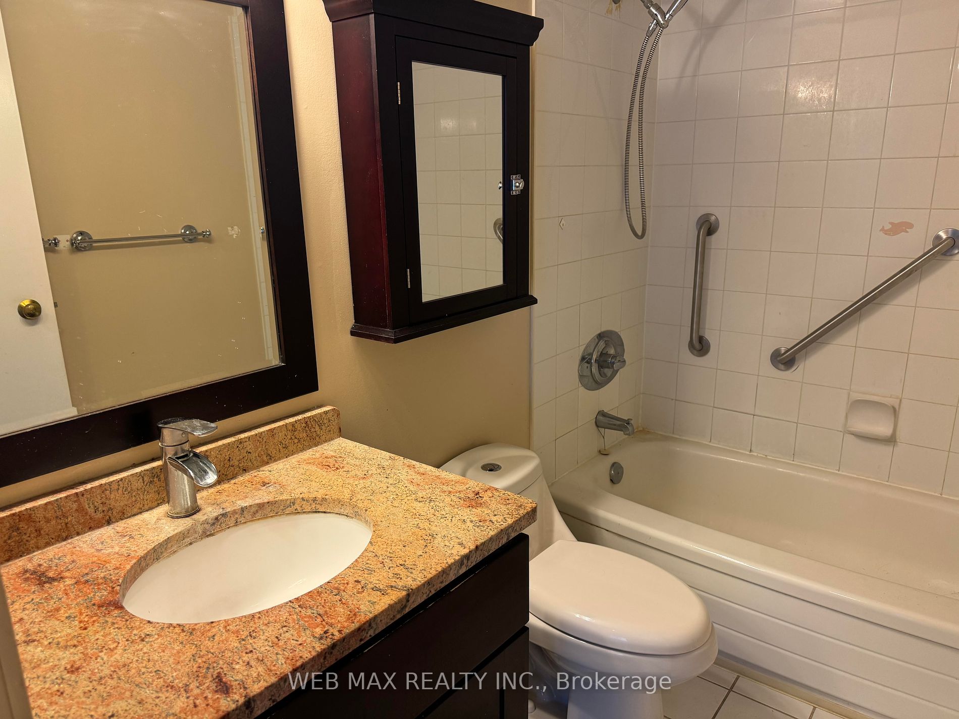 5765 YONGE Street, #610