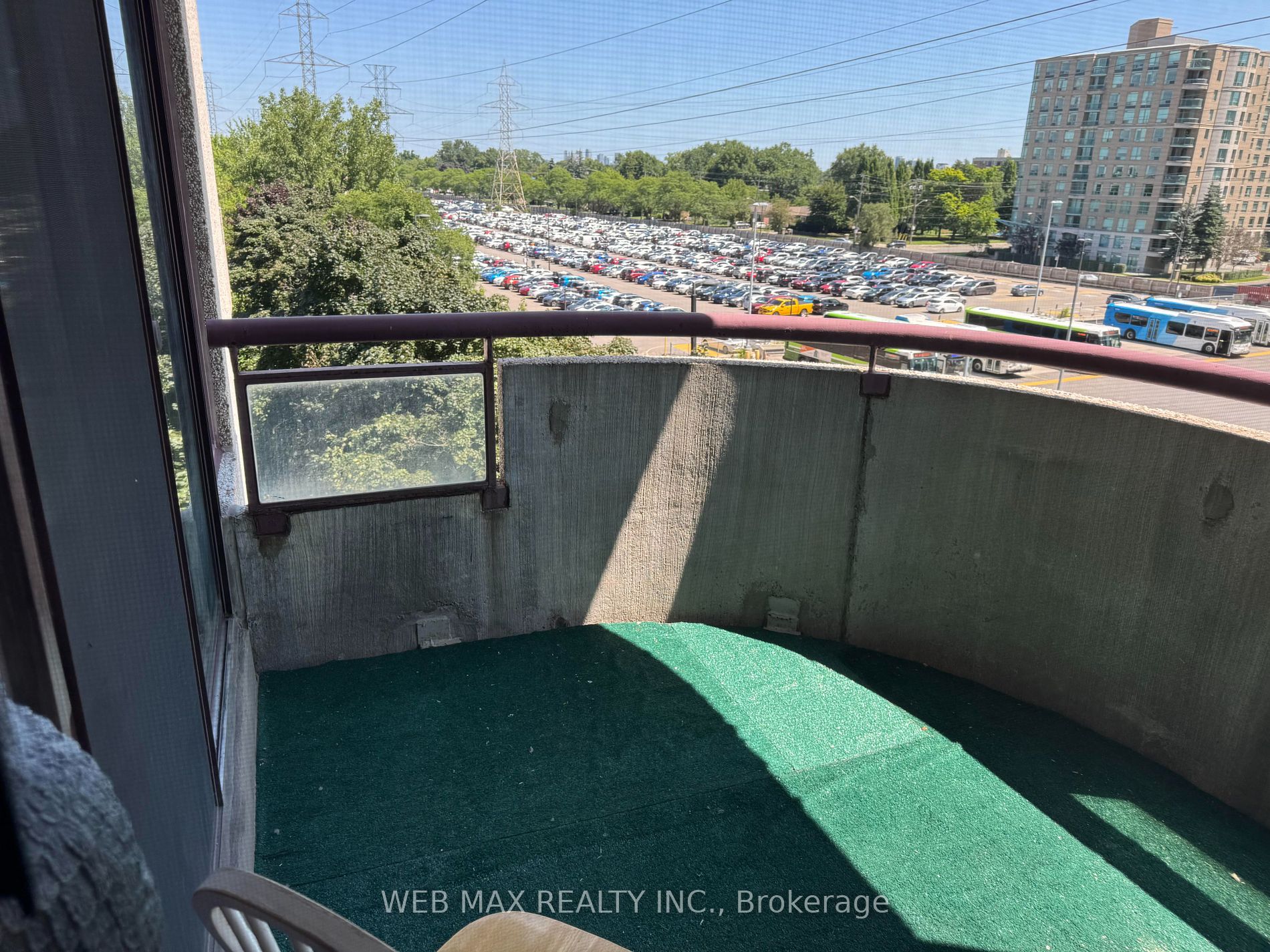 5765 YONGE Street, #610