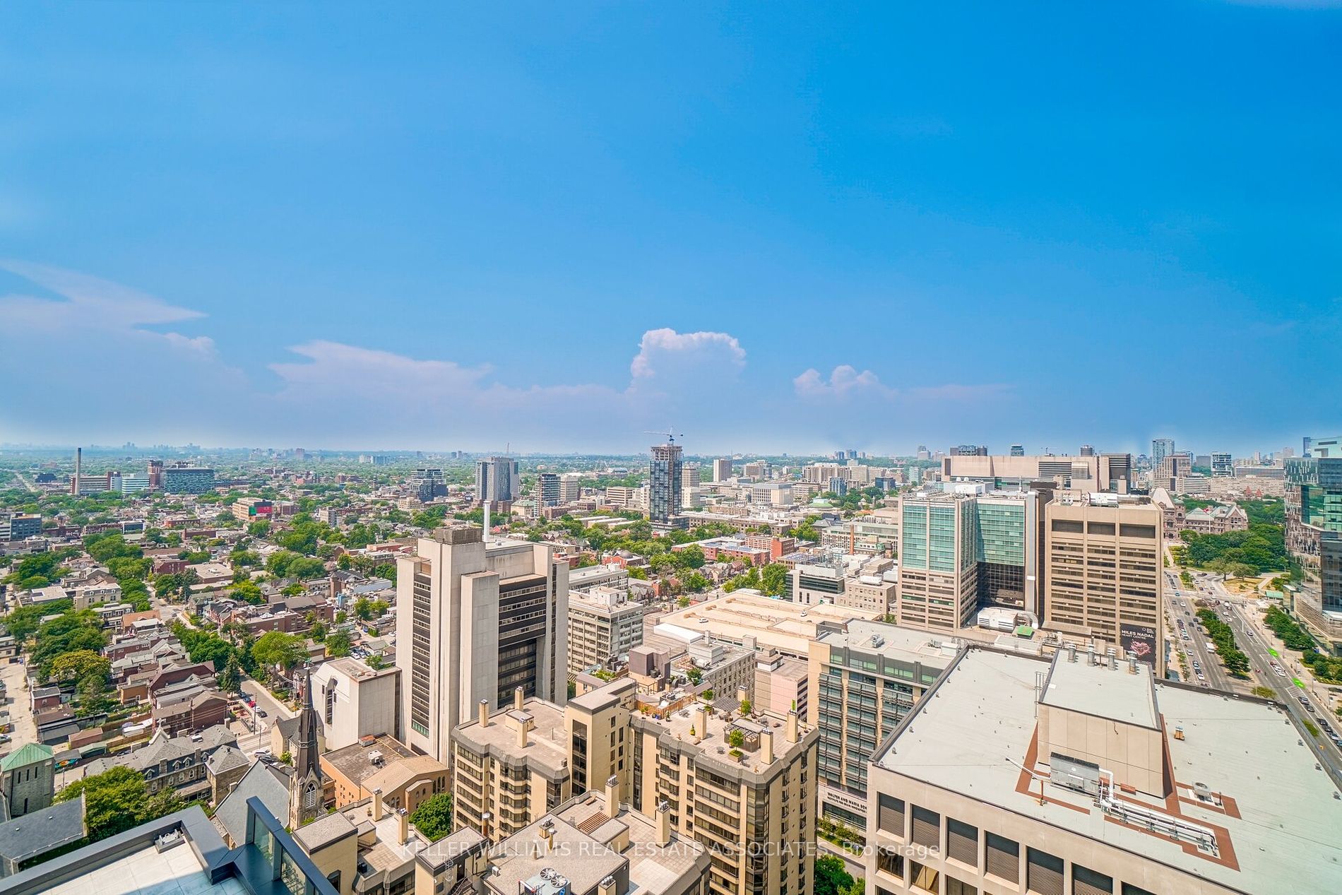 488 University Ave, #2302