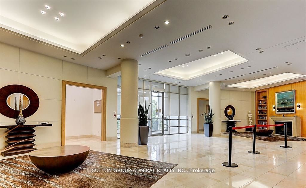 509 Beecroft Rd, #2102