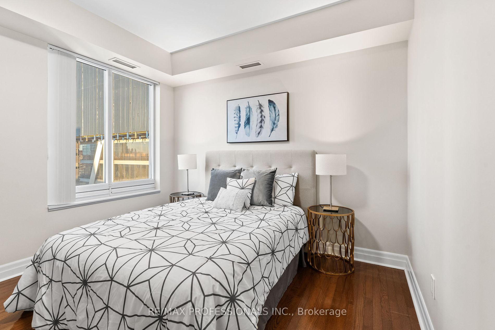 35 Balmuto St, #2104