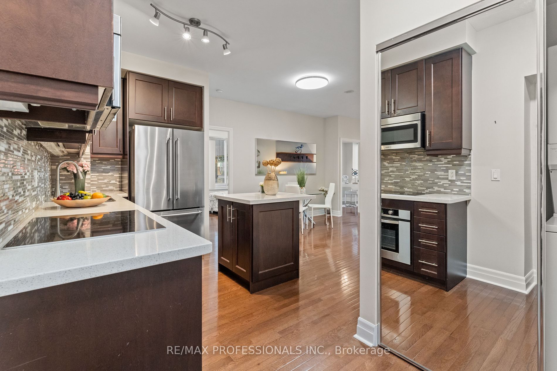 35 Balmuto St, #2104