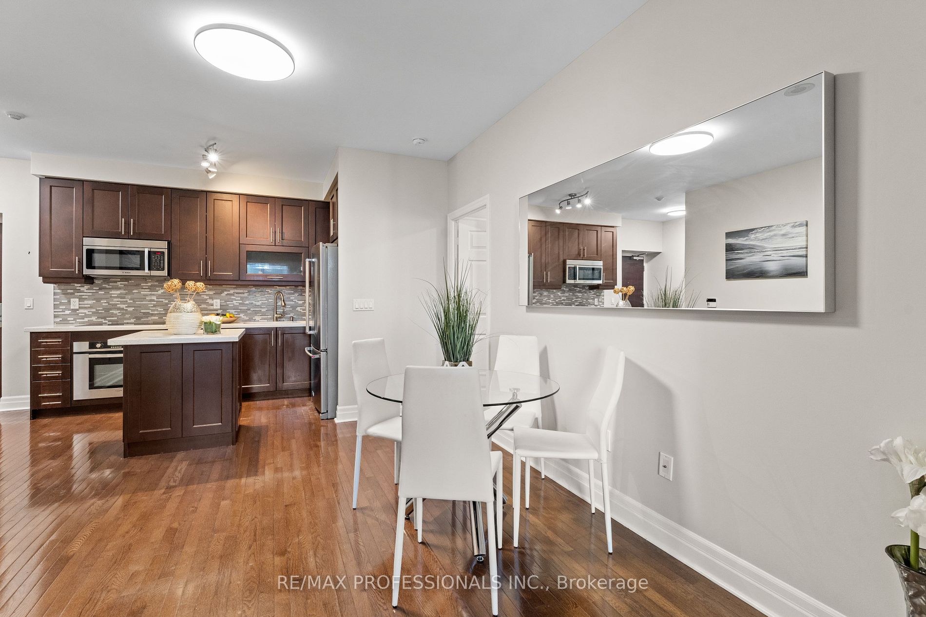 35 Balmuto St, #2104