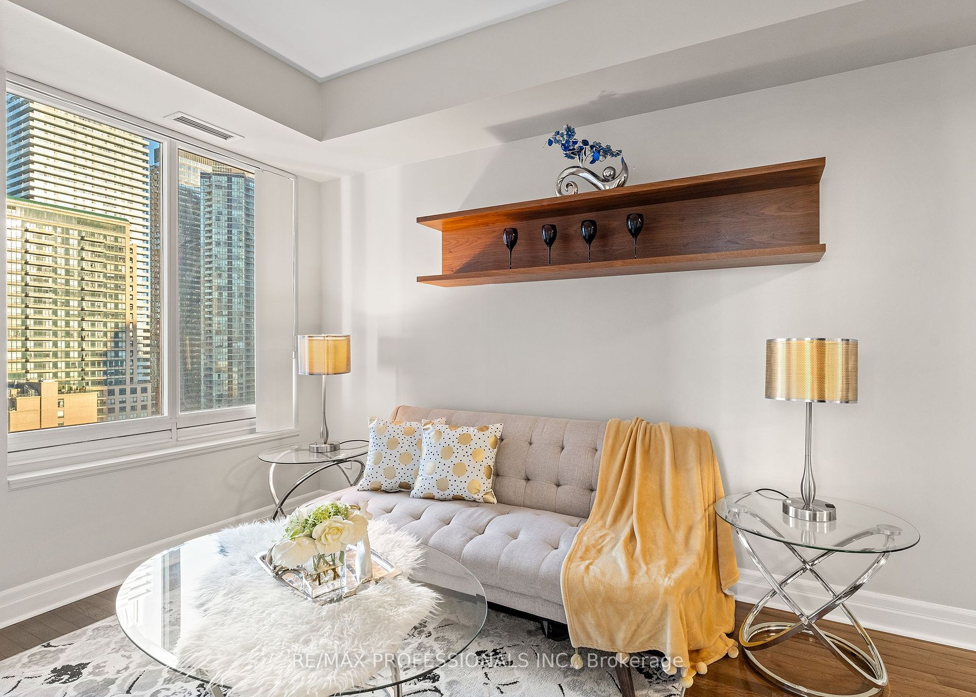 35 Balmuto St, #2104