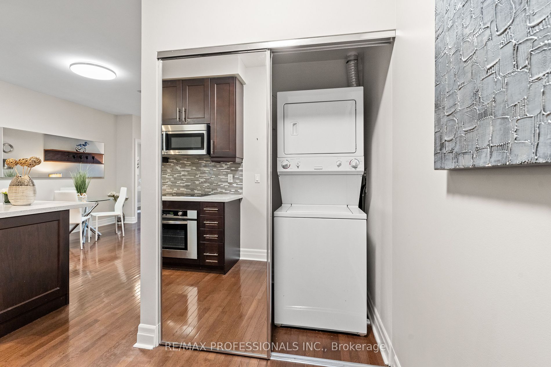 35 Balmuto St, #2104
