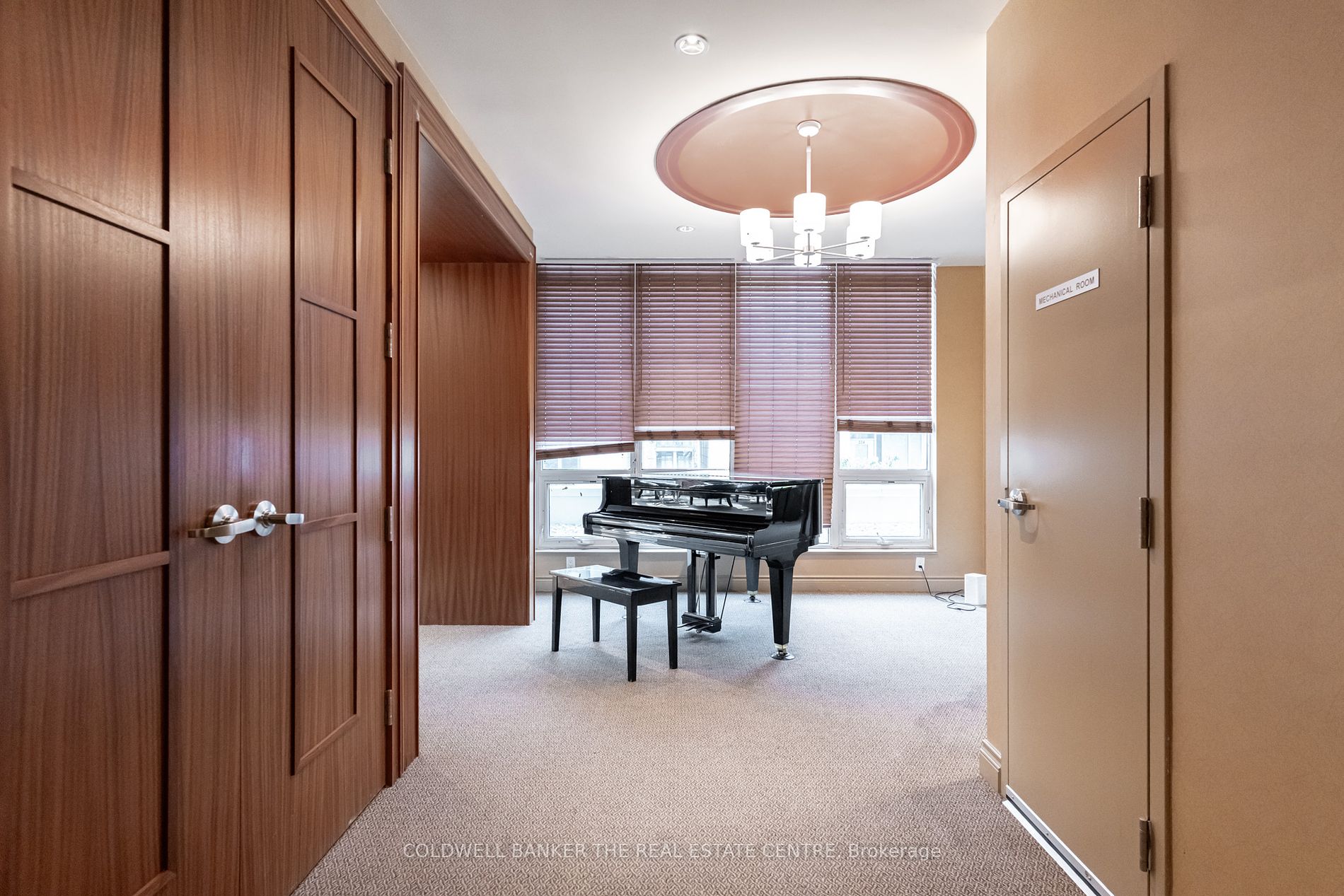 18 Holmes Avenue, #310