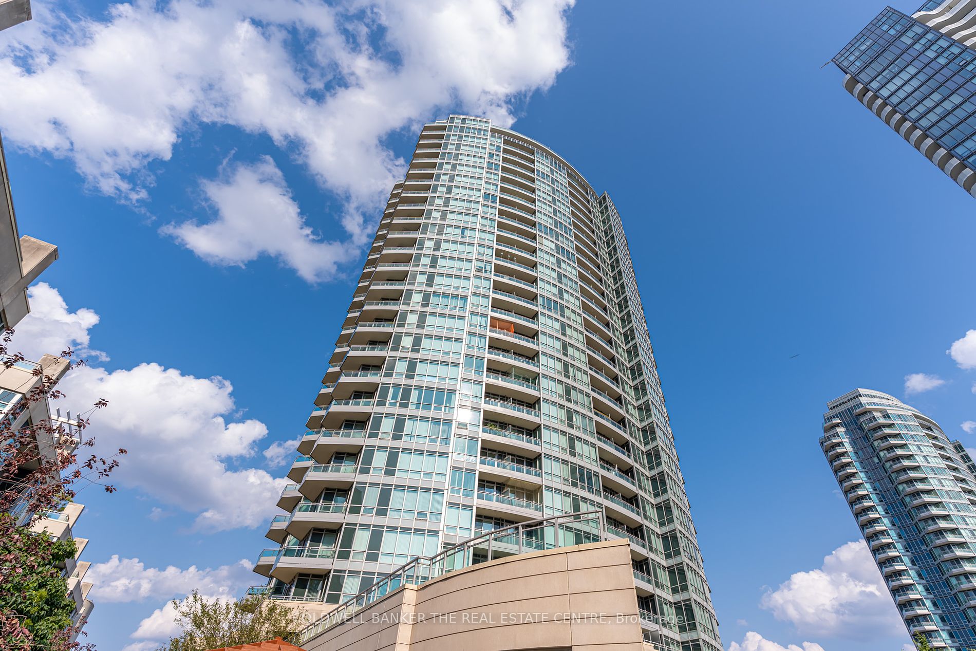 18 Holmes Avenue, #310