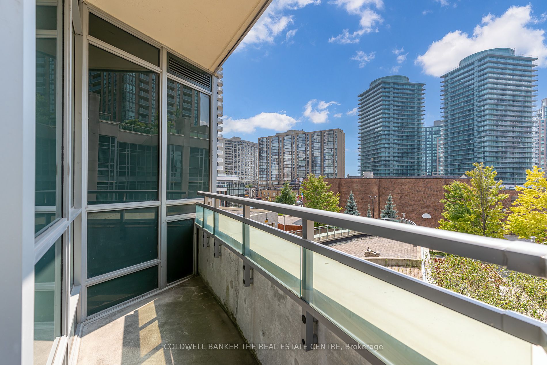 18 Holmes Avenue, #310
