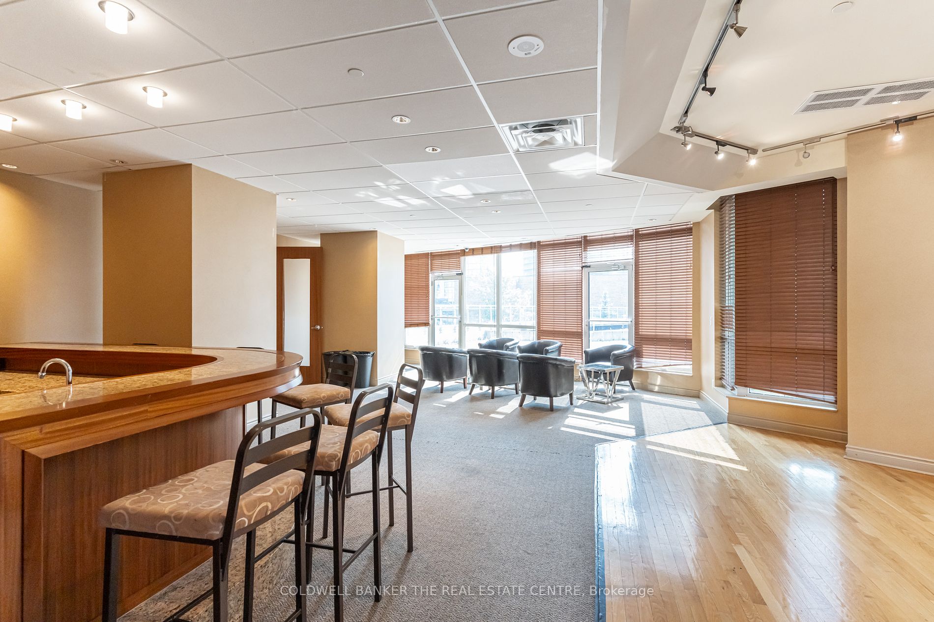 18 Holmes Avenue, #310
