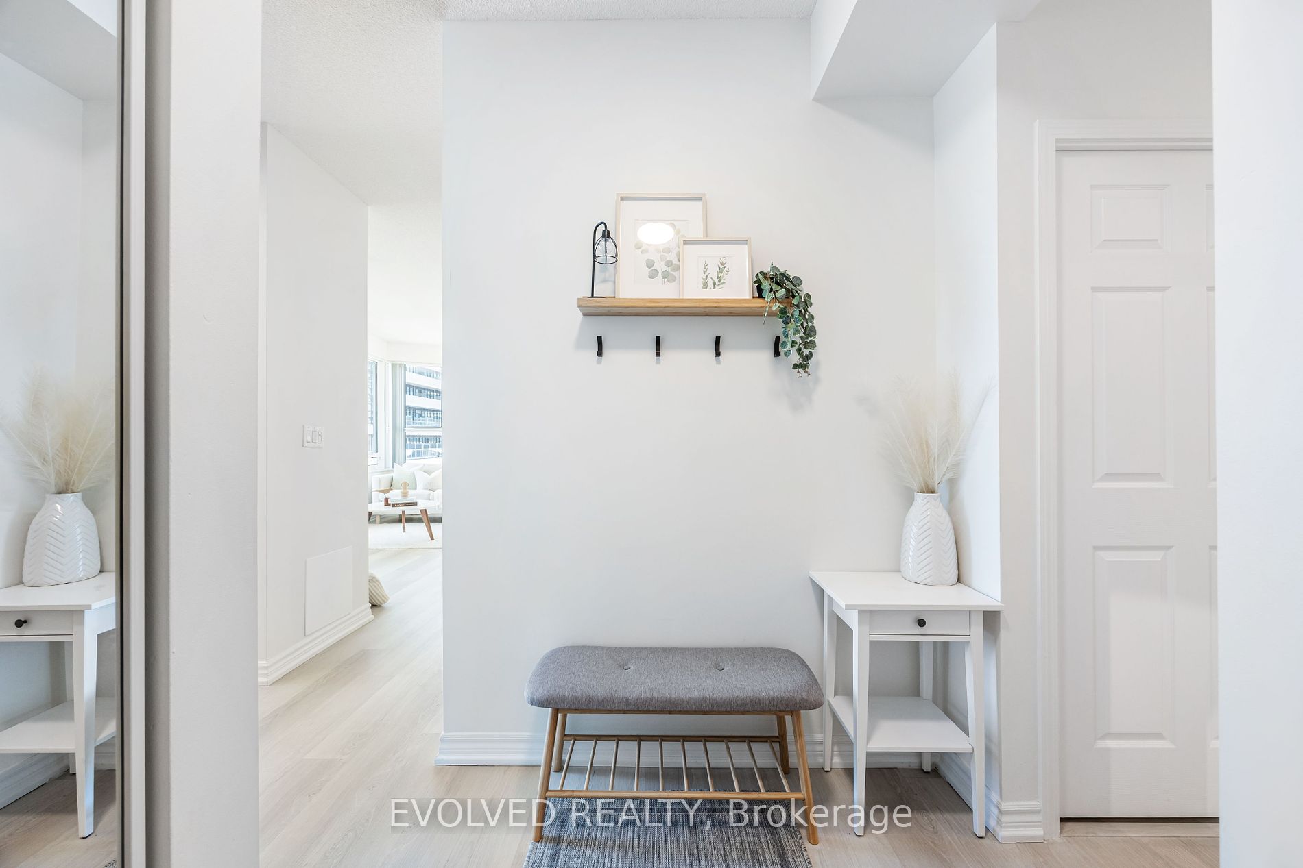 18 Holmes Avenue, #305