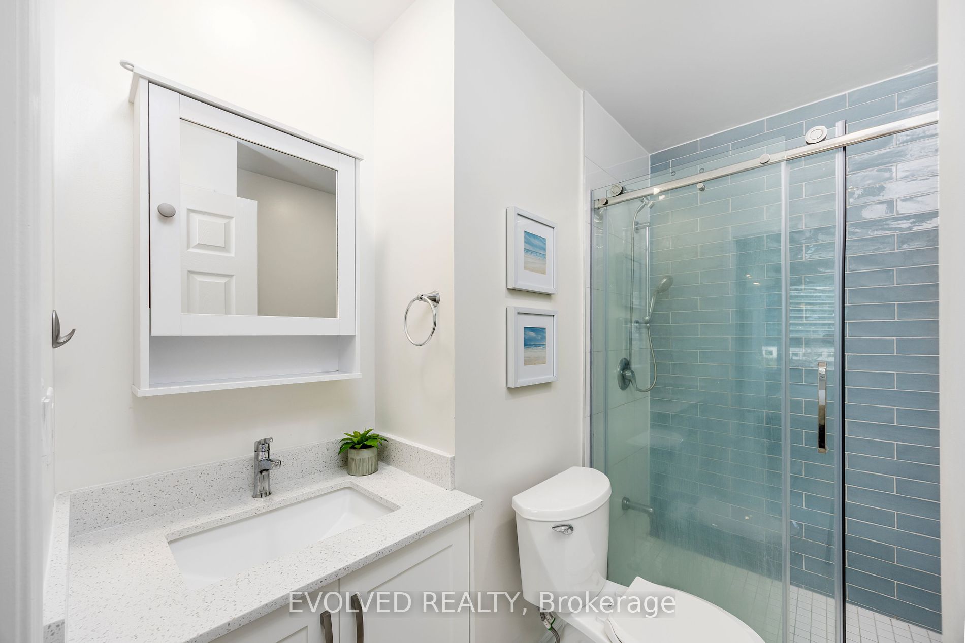 18 Holmes Avenue, #305
