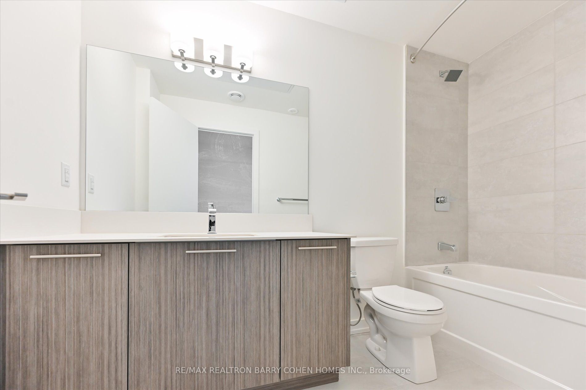 847 Sheppard Ave W, #24
