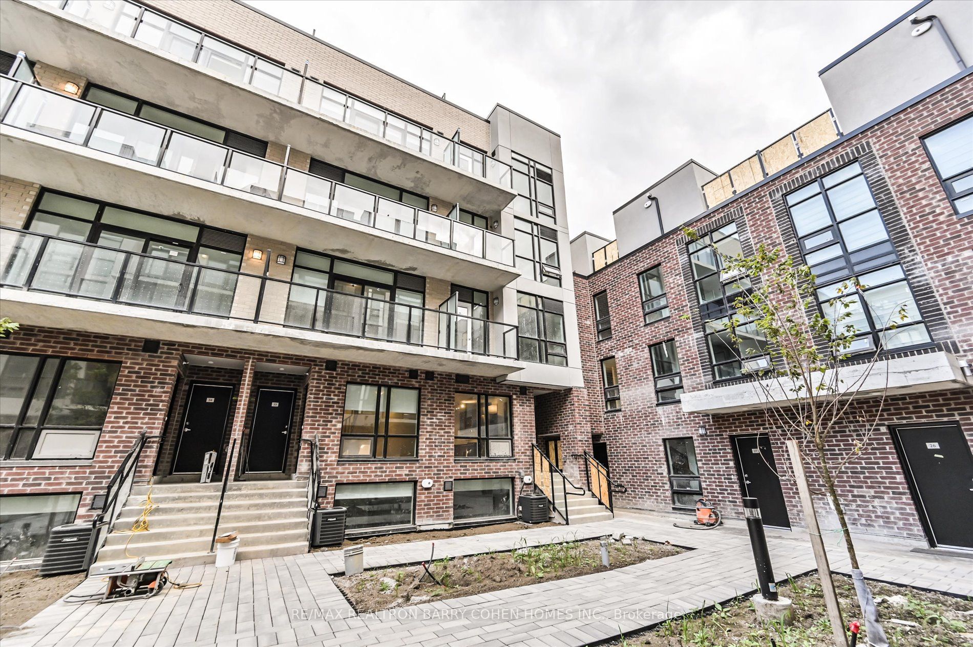 847 Sheppard Ave W, #24