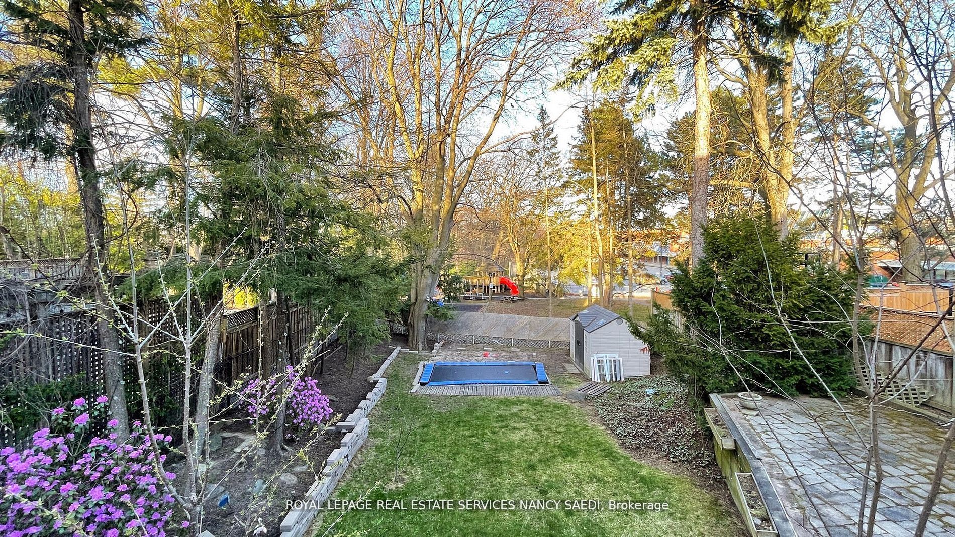 19 Strathgowan Crescent