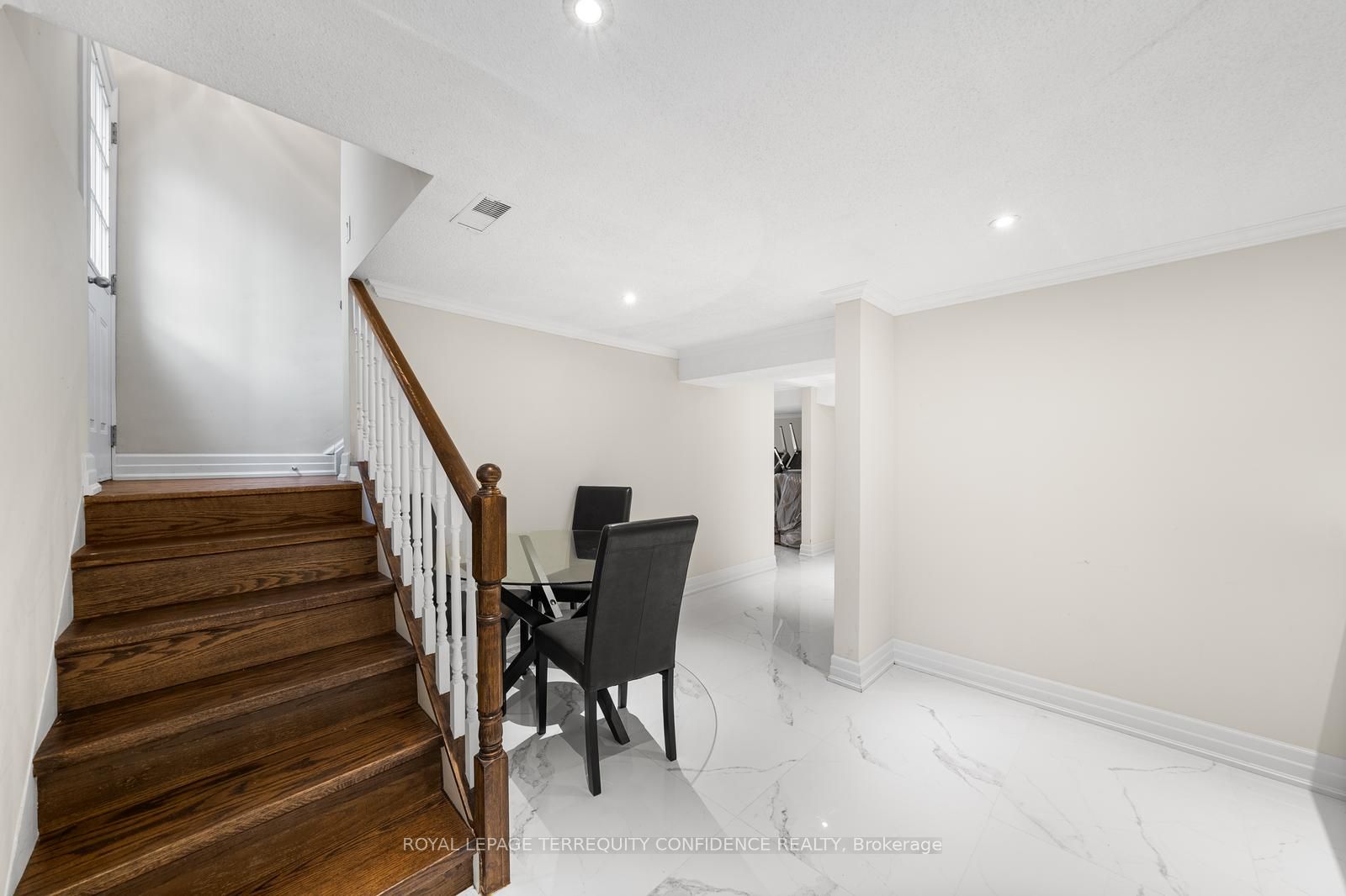 139 Horsham Avenue