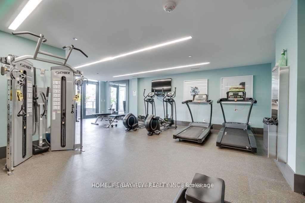 297 College St, #1009
