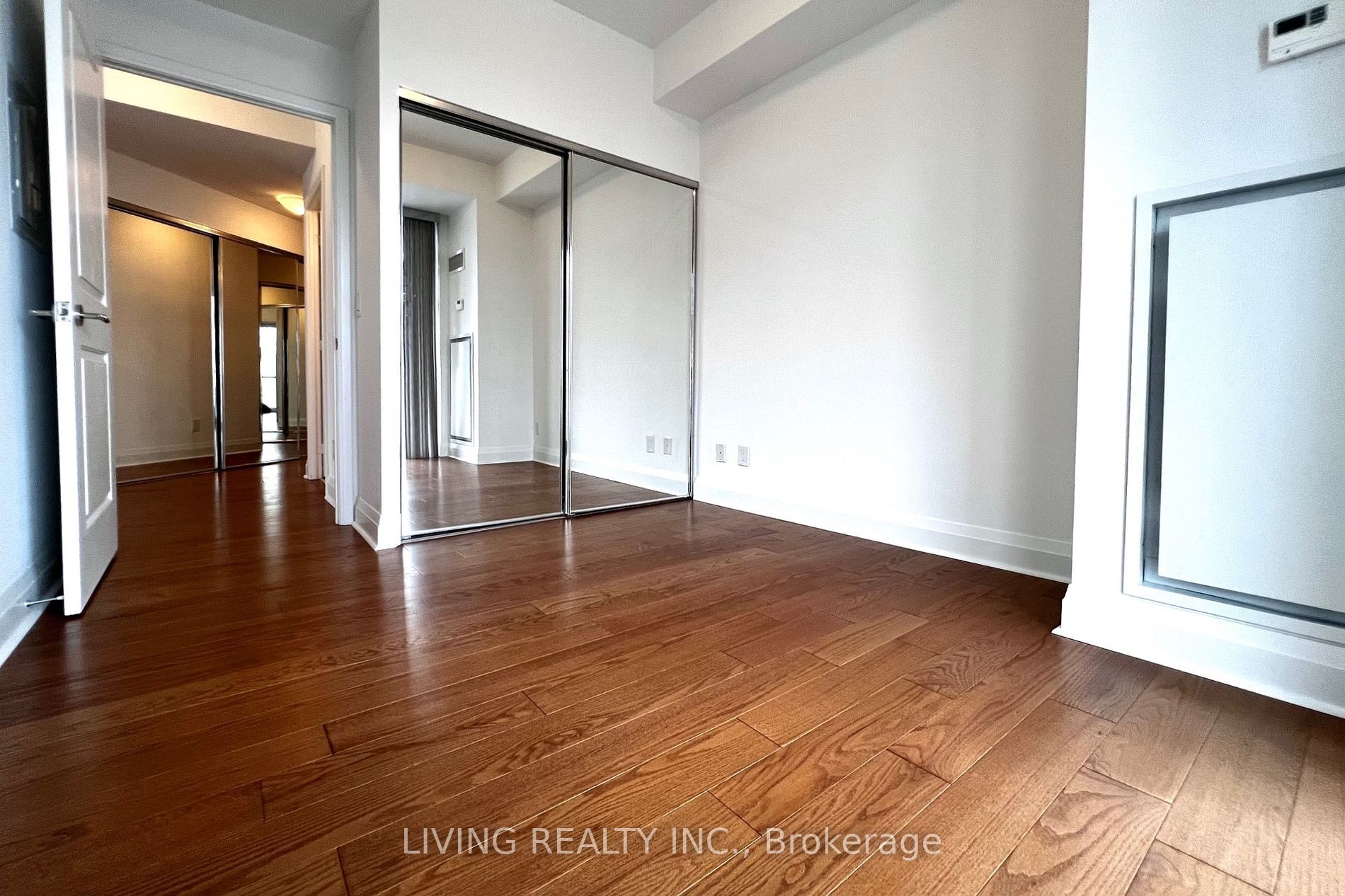 1080 Bay Street #4310