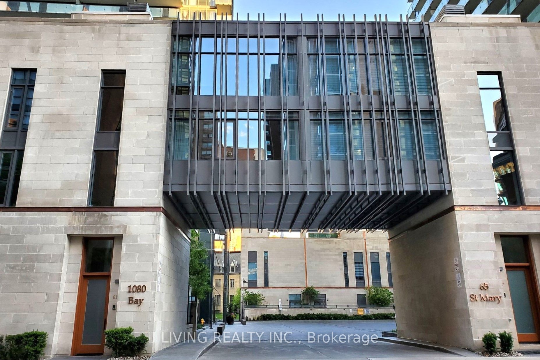 1080 Bay Street #4310