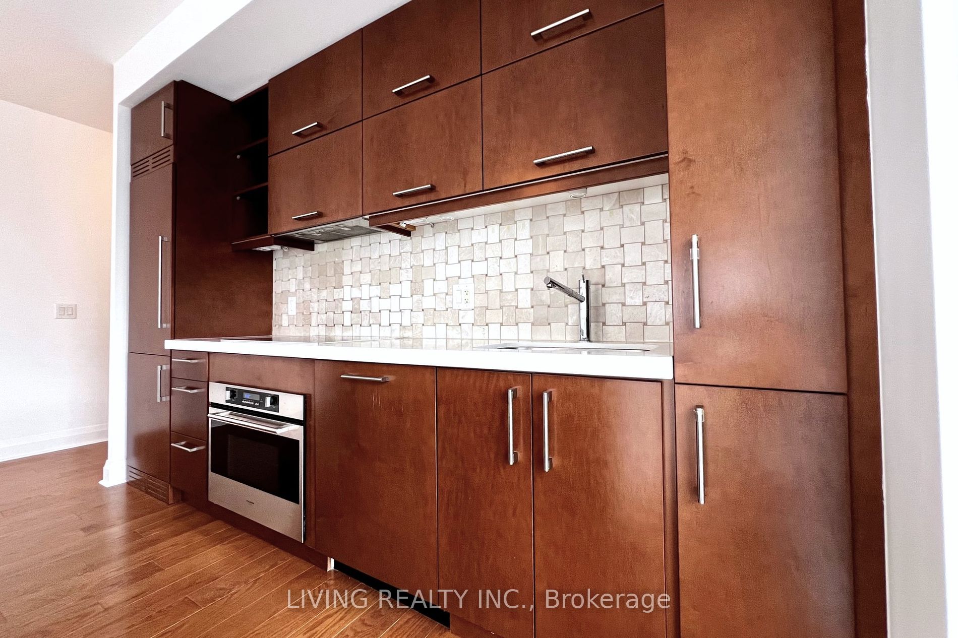 1080 Bay Street #4310