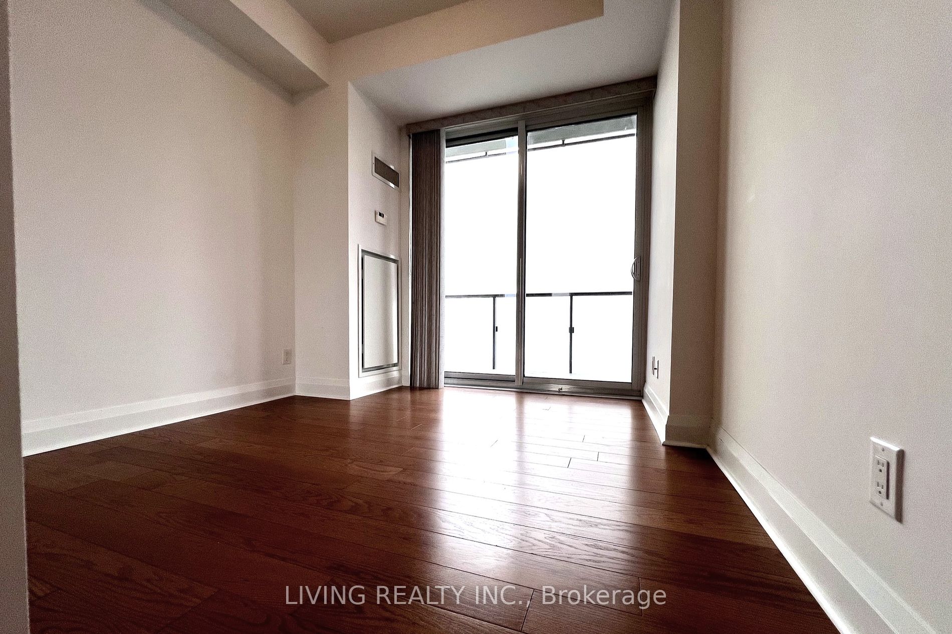 1080 Bay Street #4310