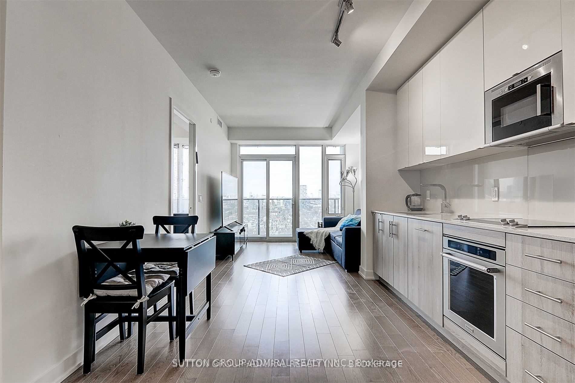 330 Richmond St W, #2312