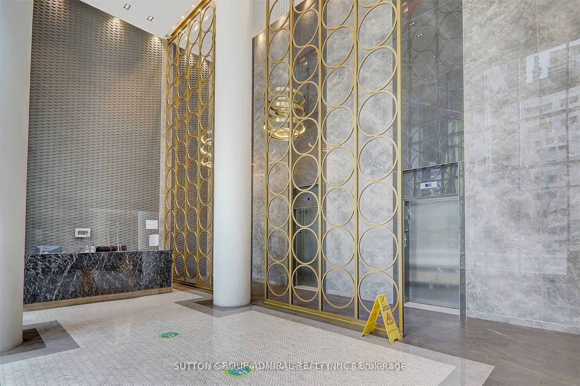 330 Richmond St W, #2312