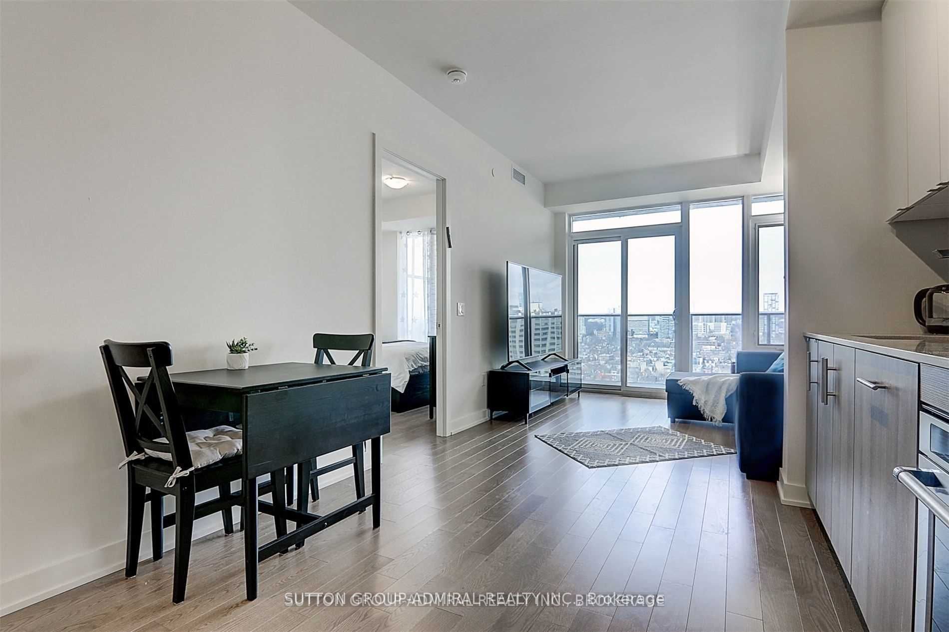 330 Richmond St W, #2312